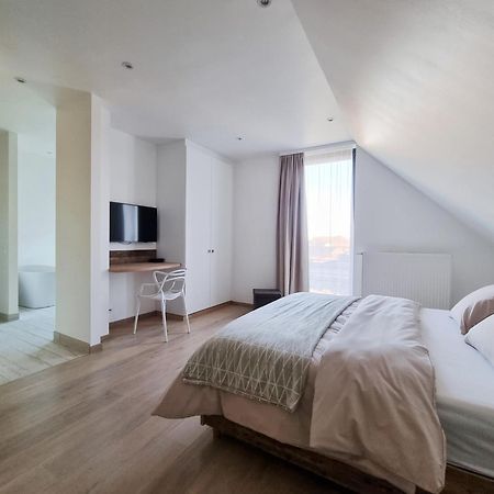 Les Arbres Sous Le Vent A 10 Min De Pairi Daiza Bed & Breakfast Jurbise Exterior foto