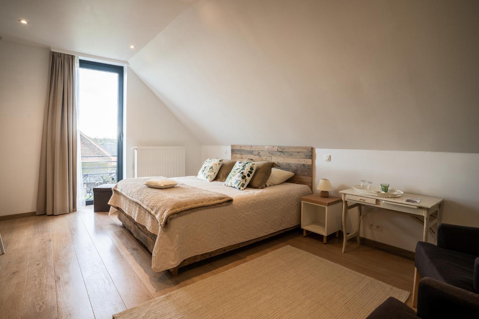 Les Arbres Sous Le Vent A 10 Min De Pairi Daiza Bed & Breakfast Jurbise Exterior foto